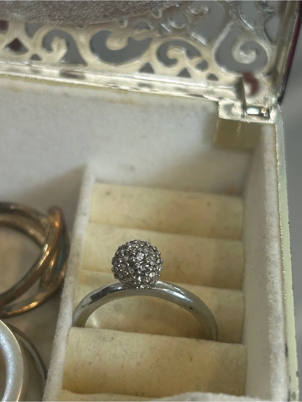 N/A sparkling pavé